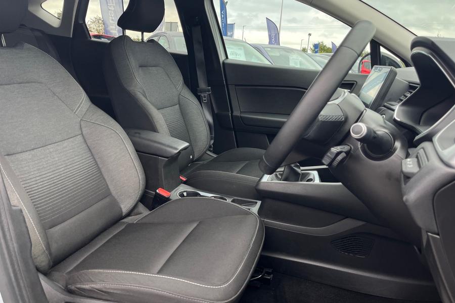 Renault CAPTUR Photo autoimg-317051f651b20948b244a1cad2cdf195cabb229f.jpg