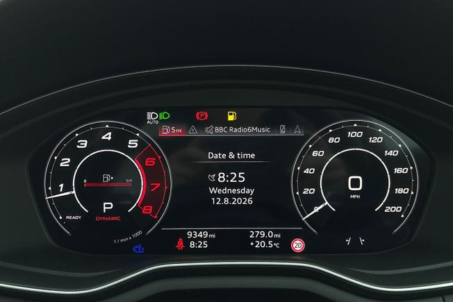Audi RS4 Photo 15