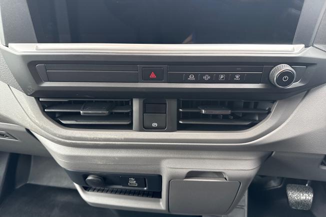 Volkswagen E-Transporter Photo 30