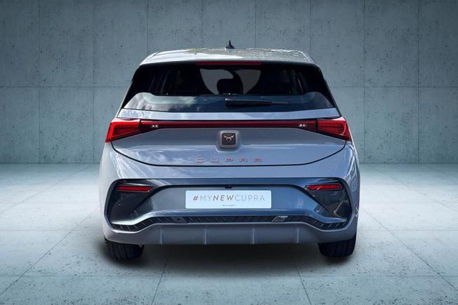 CUPRA Born Photo 7