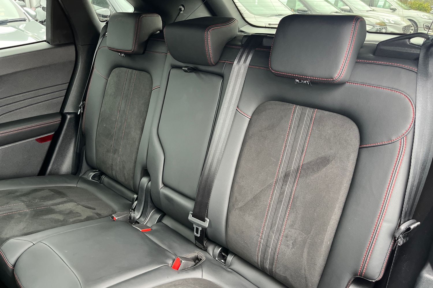 Ford KUGA Photo 19