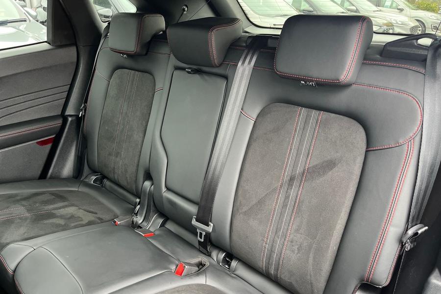 Ford KUGA Photo autoimg-317b1314e9ff7d005e51eb1a06768aefa7ea596e.jpg