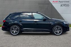Audi Q7 Photo 4