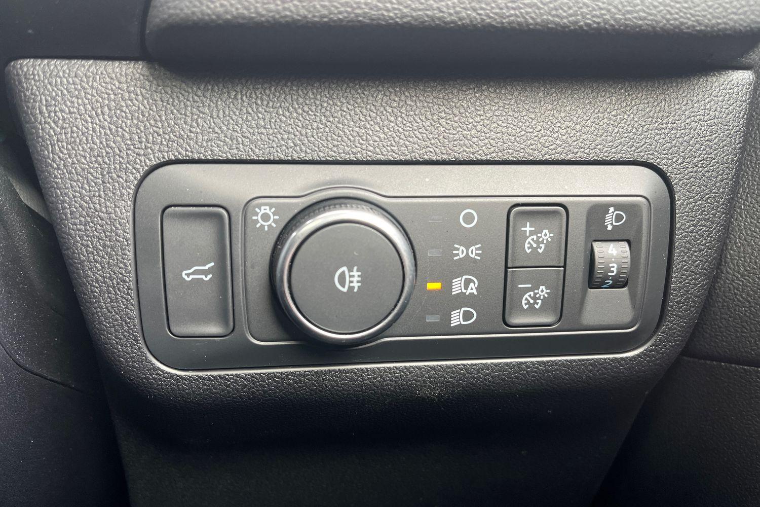 Ford KUGA Photo 21