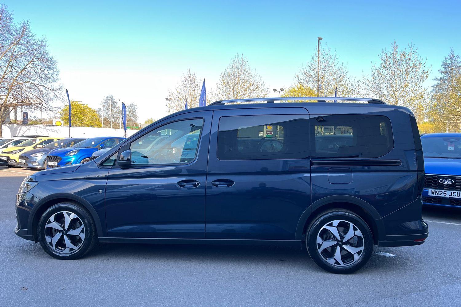 Ford TOURNEO CONNECT Photo 32