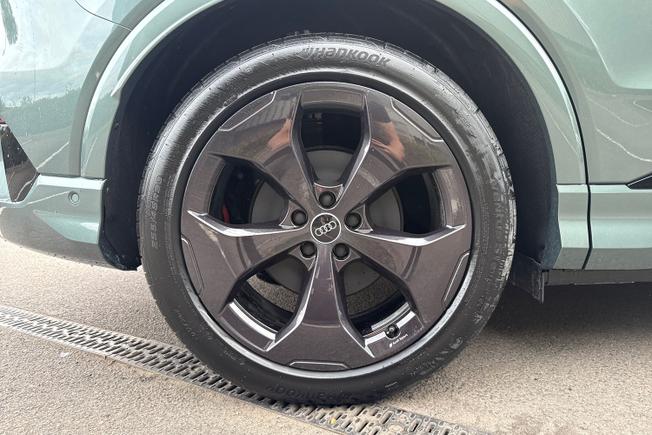 Audi Q4 E-Tron Photo 5
