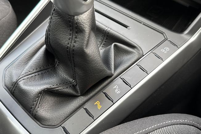 VOLKSWAGEN Taigo Photo 34