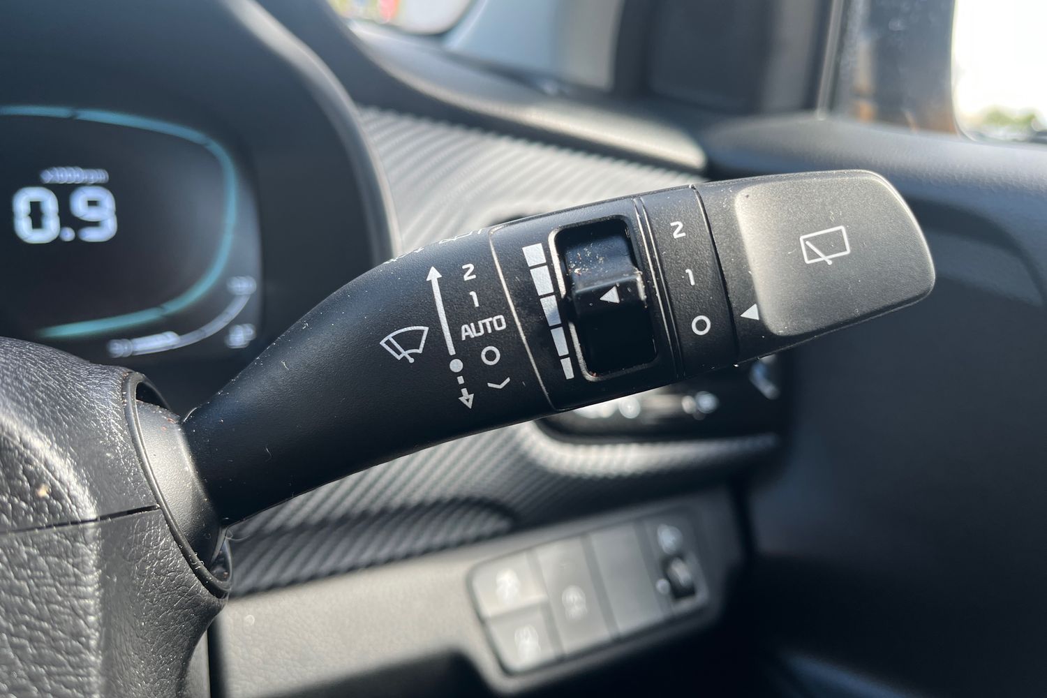 Kia STONIC Photo 14