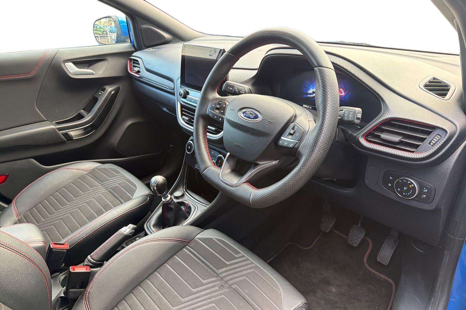 Ford PUMA Photo 8