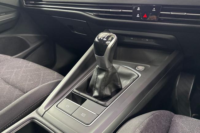 VOLKSWAGEN Golf Photo 23