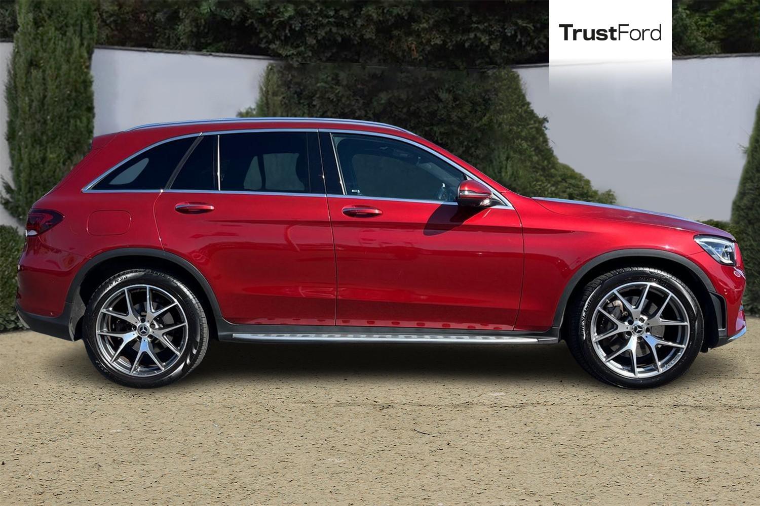 Mercedes-Benz GLC Photo 2