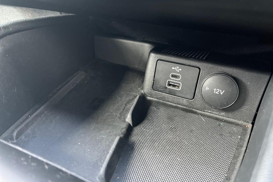 Ford Kuga Photo autoimg-318a07573d4e36cc7f9dc9f313d8bc50b286c367.jpg