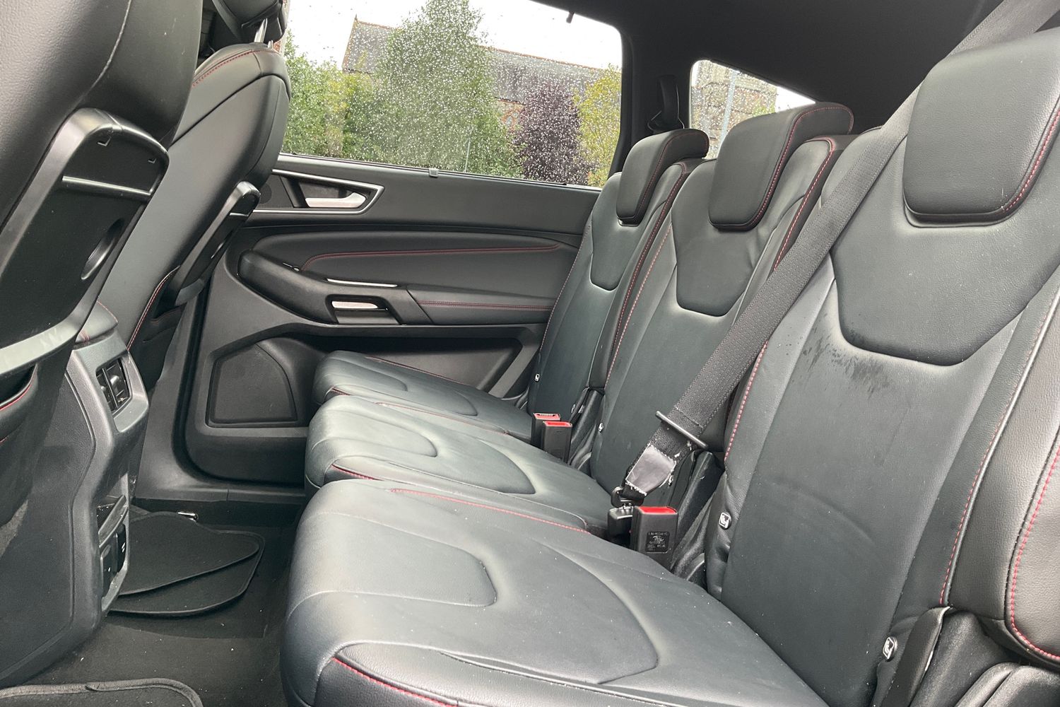 Ford S-Max Photo 19