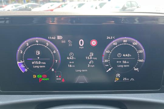 Volkswagen T-roc Photo autoimg-319179387f7a39c4bb98384f16cfdfc2b187530c.jpg