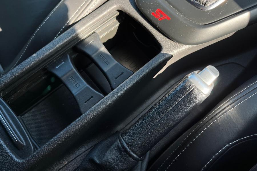 Ford FOCUS Photo autoimg-31a3d5517bad3e0aad97c3b39c4042e22e91902c.jpg