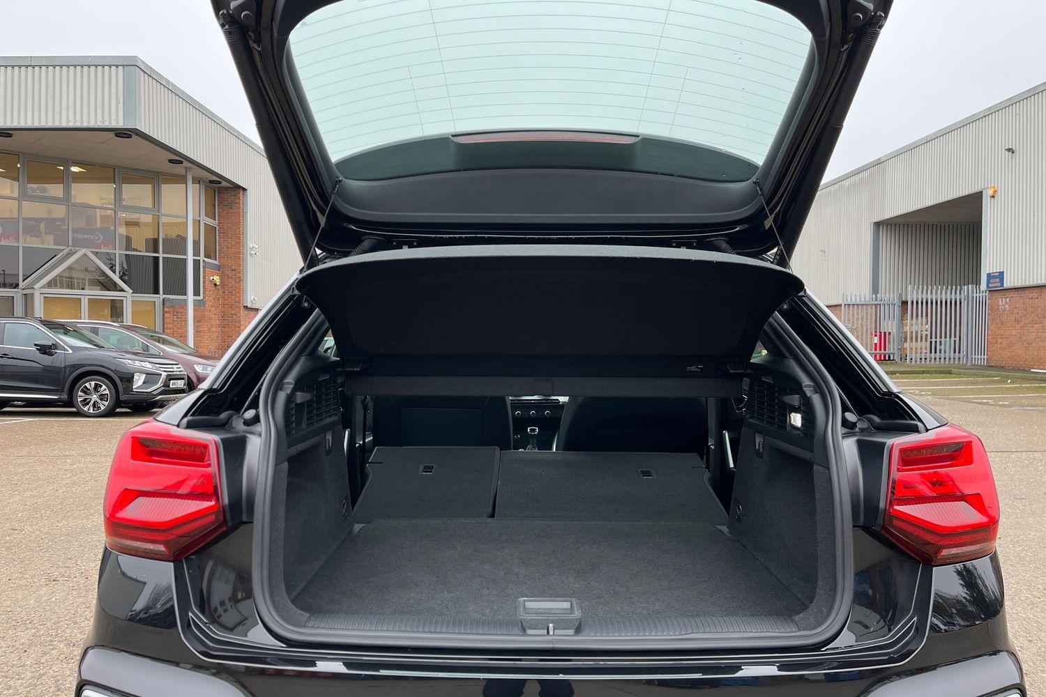 Audi Q2 Photo 23
