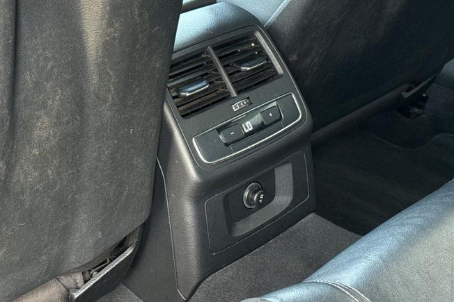 Audi A4 Avant Photo 24