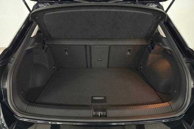 Volkswagen T-Roc Photo 12