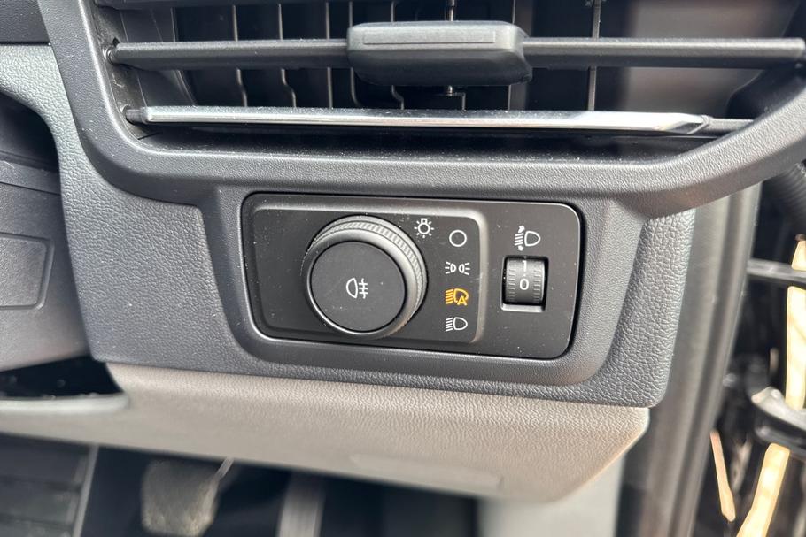 Used Ford E-TRANSIT CUSTOM BL75TTK 29