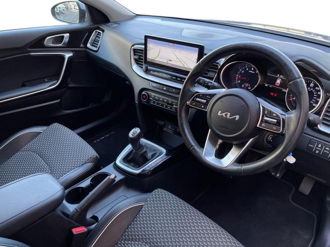 KIA Ceed Photo 6