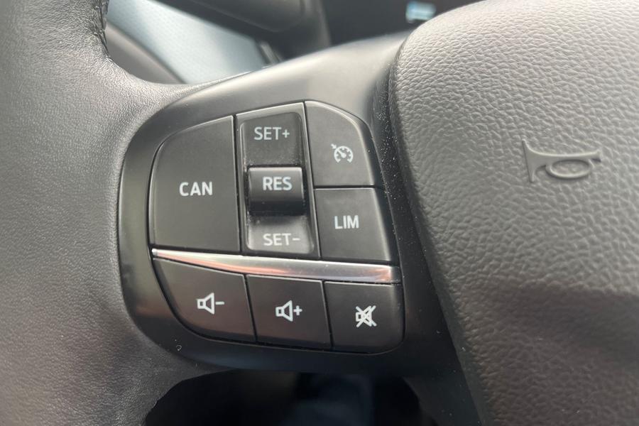 Ford FOCUS Photo autoimg-31b7e8c0f9faf63891139bdb76ac06a189d1923d.jpg