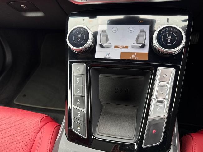 JAGUAR I-Pace Photo 35