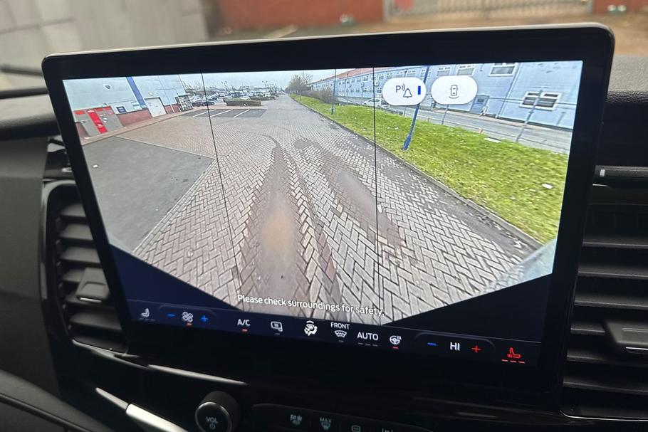 Used Ford E-TRANSIT BJ75HBA 33