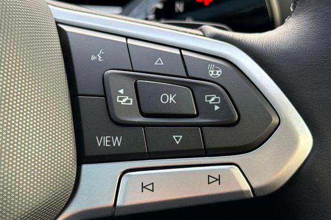VOLKSWAGEN Passat Photo 17
