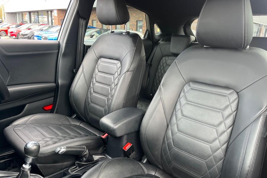 Ford PUMA Photo autoimg-31baca23144f5899cc042bb9768e1c3c9e6181d1.jpg