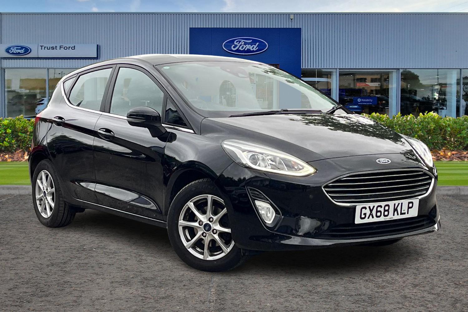 Ford Fiesta Photo 0