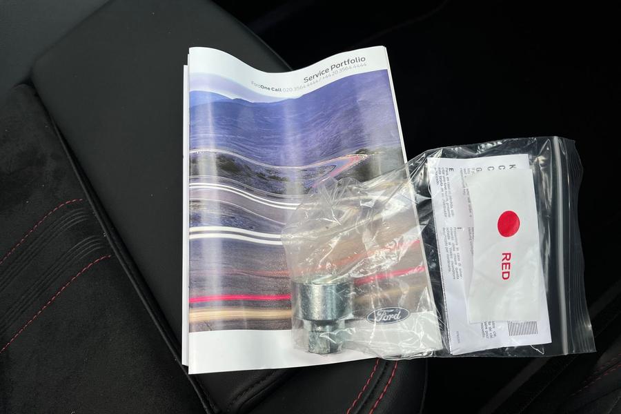 Ford Kuga Photo autoimg-31c43d9ba34ae2ac6bc84bb063f5f03f6aaf71ad.jpg