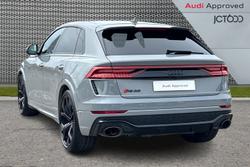AUDI Rsq8 Photo 3