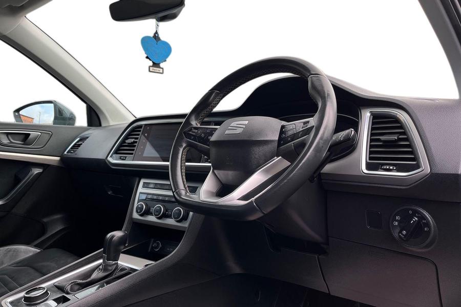 SEAT ATECA Photo autoimg-31ca88acfebc1e70f6884f02ca47360944ecd36e.jpg