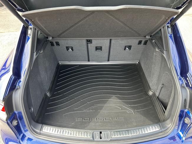 PORSCHE Macan Photo 12