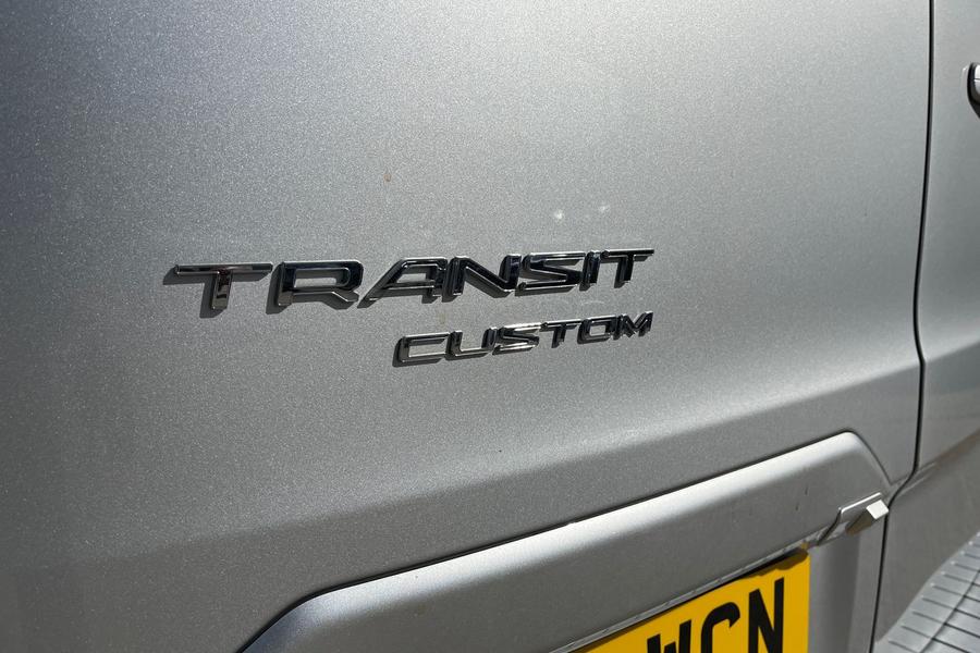 Ford TRANSIT CUSTOM Photo autoimg-31d211a1ac5eff965f7fce98055f34b7d539c2ab.jpg