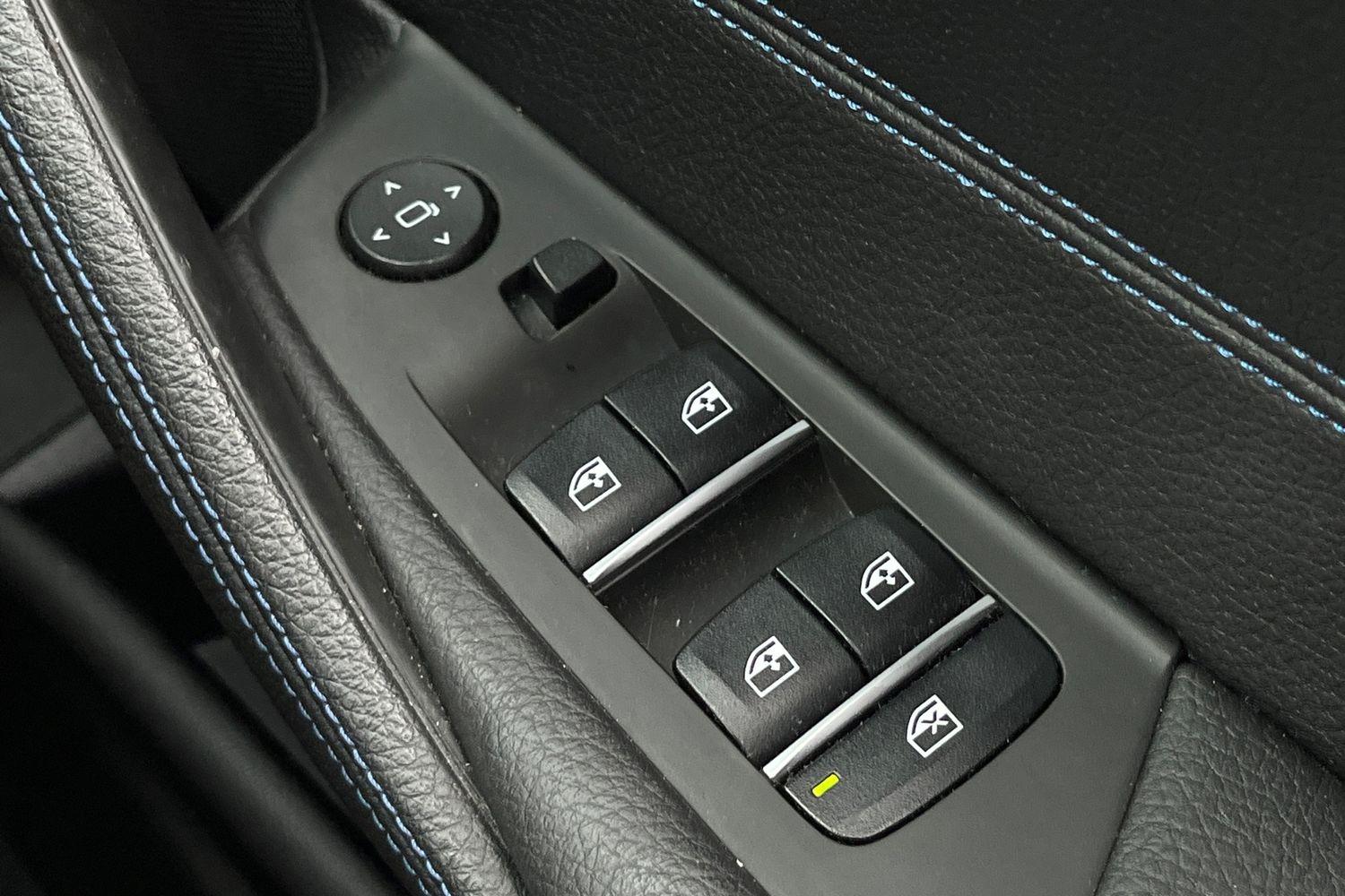 BMW 5 Series Photo 15