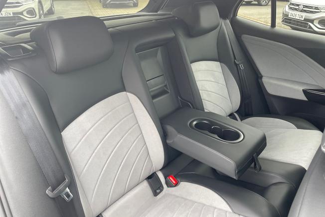 VOLKSWAGEN ID.3 Photo 39