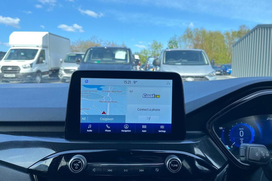 Ford KUGA Photo autoimg-31d3417f021799f29a3c821e2ace155dc109a8fa.jpg