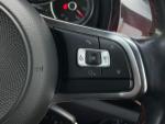 Volkswagen UP Photo 16