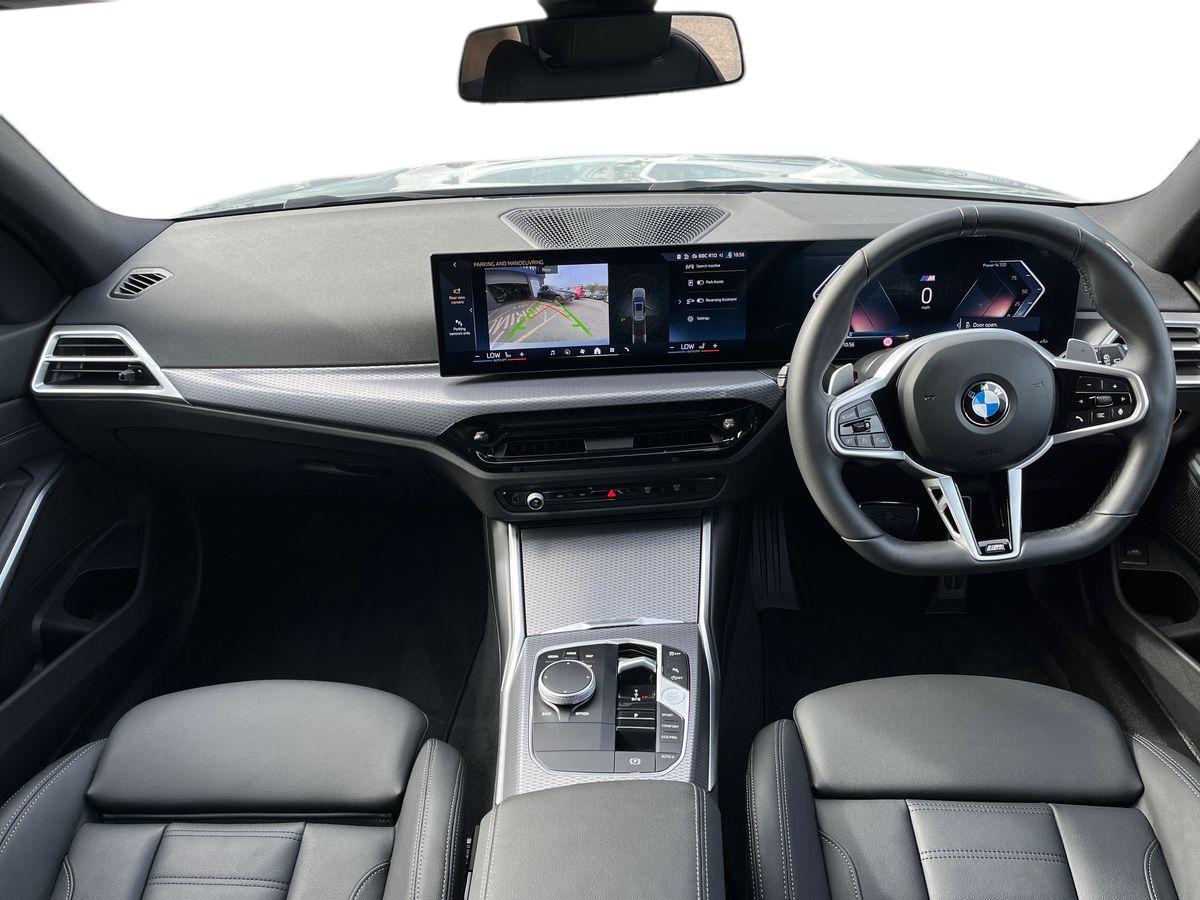 BMW 3 Series Photo 9