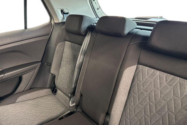 VOLKSWAGEN T-Cross Photo 9