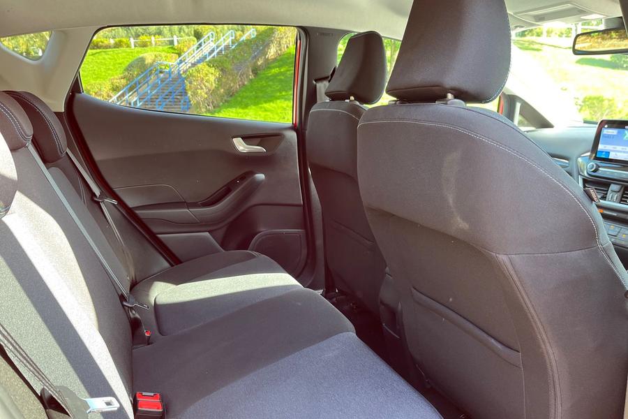Ford Fiesta Photo autoimg-31d9a9b9dab592c92f10ffc050f12824b0858a43.jpg