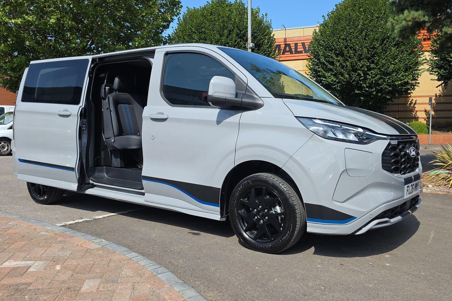 Ford TRANSIT CUSTOM Photo 17