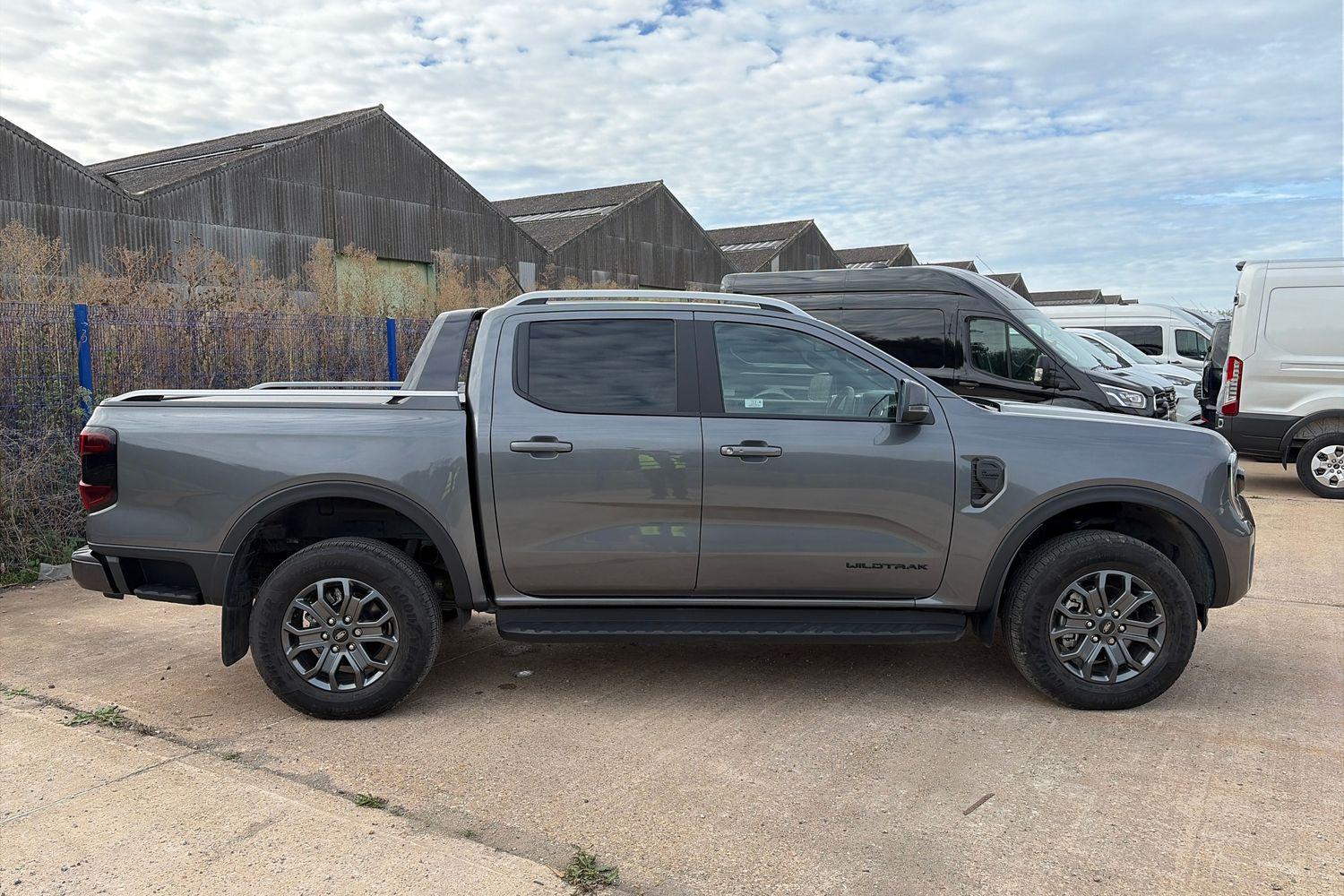 Ford RANGER Photo 22