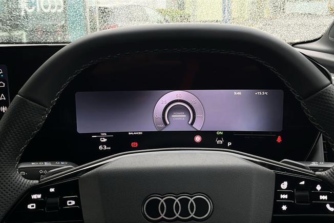 AUDI  Audi Q4 Sportback Photo 15