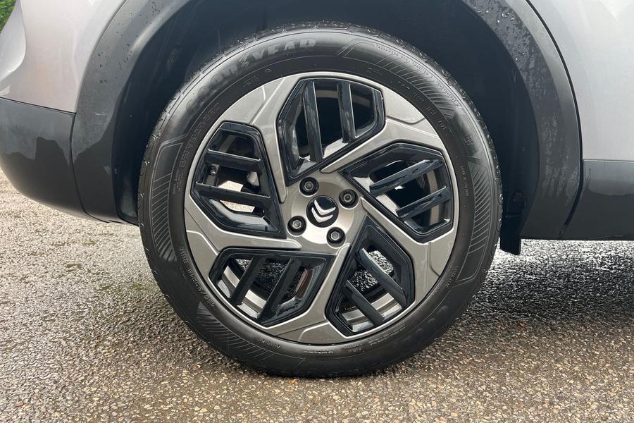 Citroen C4 Photo autoimg-31e26c7b6a0c30c9b5c53cd100fe6959f3569f8d.jpg