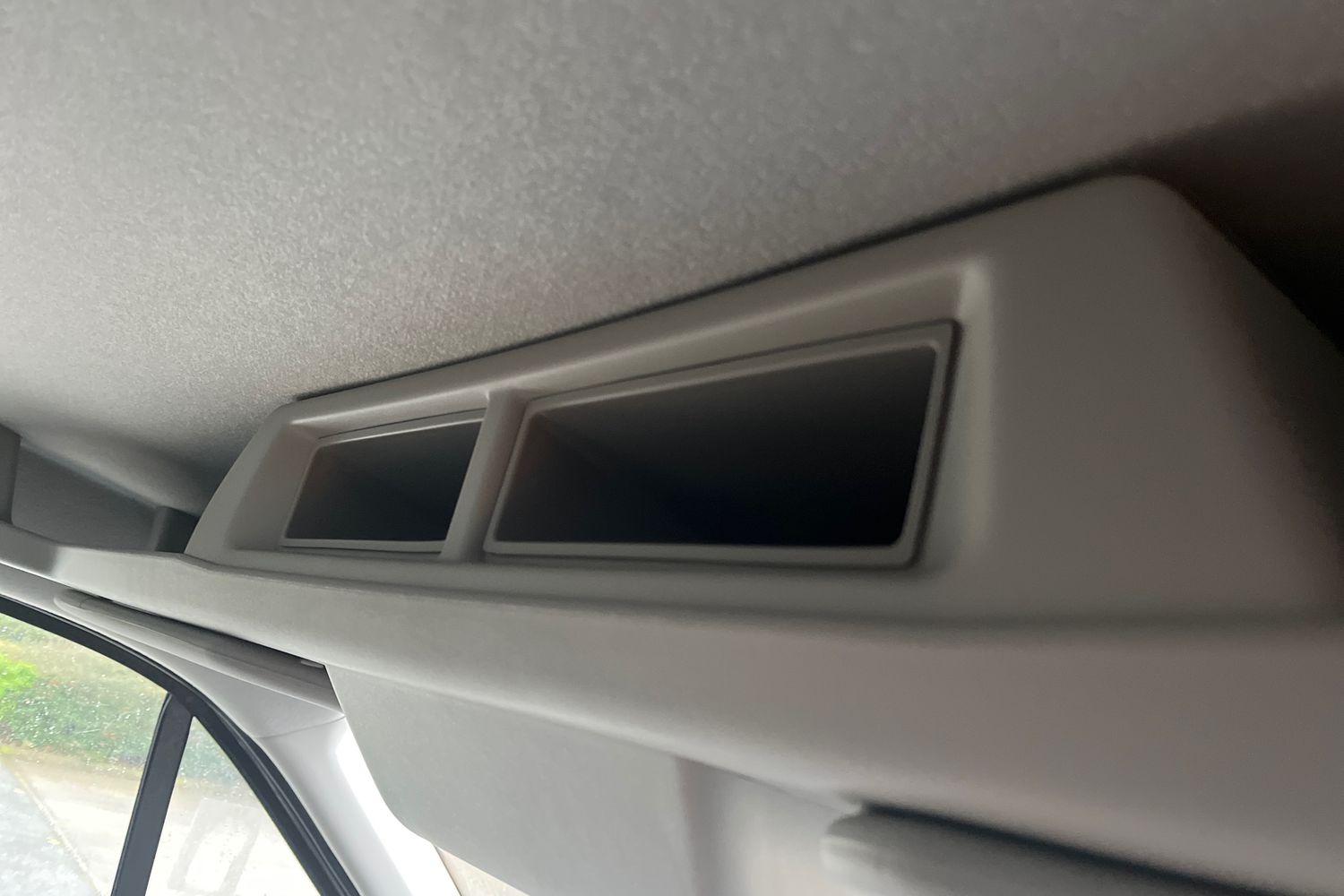 Ford E-TRANSIT Photo 26