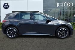 VOLKSWAGEN ID.3 Photo 4