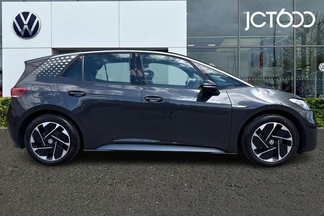 VOLKSWAGEN ID.3 Photo 4