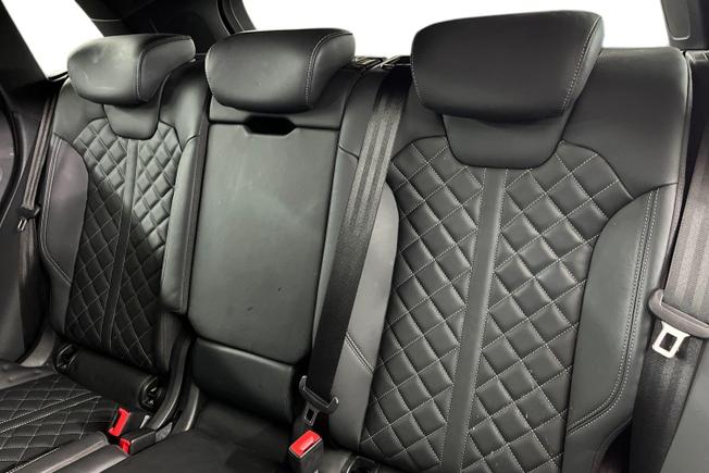 AUDI Q5 Photo 9